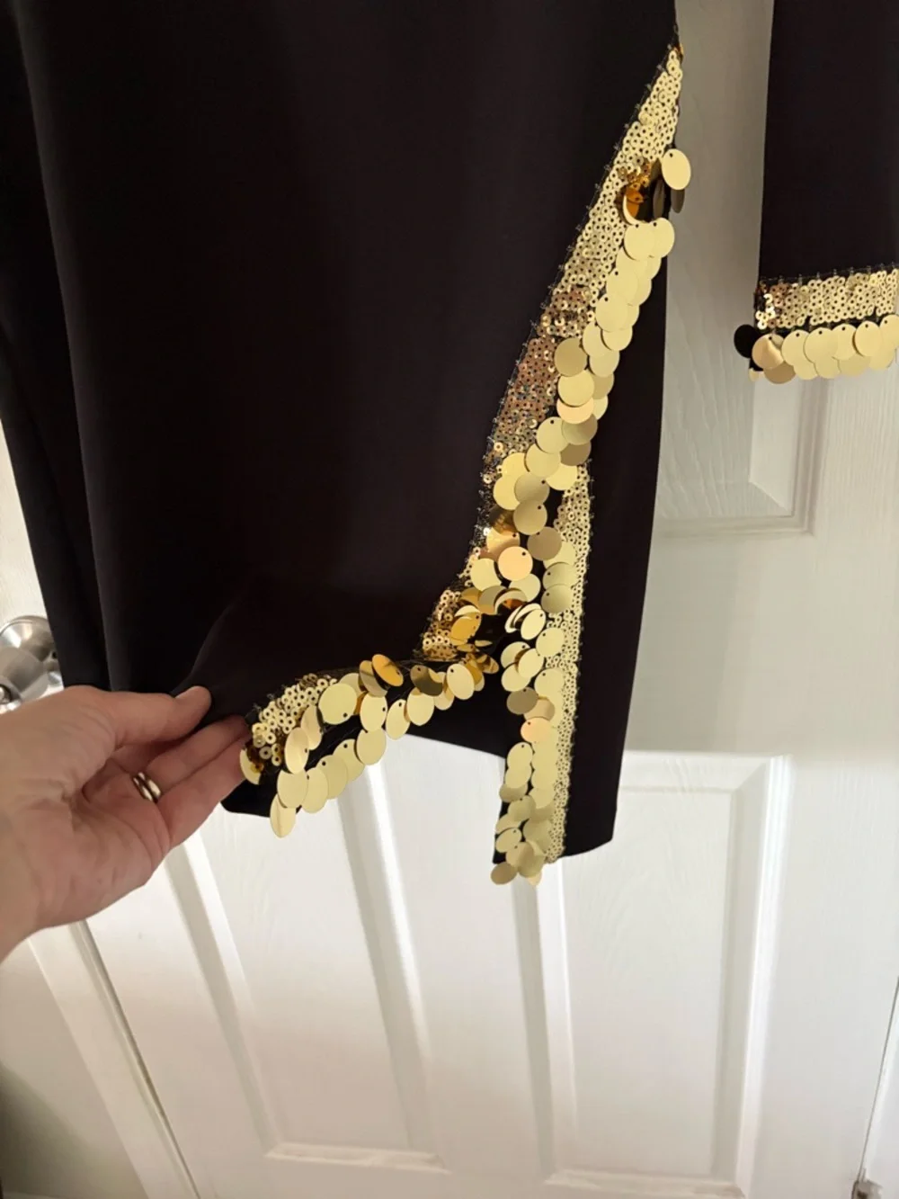 Vince Camuto Black Gold Sequin Mini Dress NWT Holiday Party NYE Size 8 - Picture 8 of 10